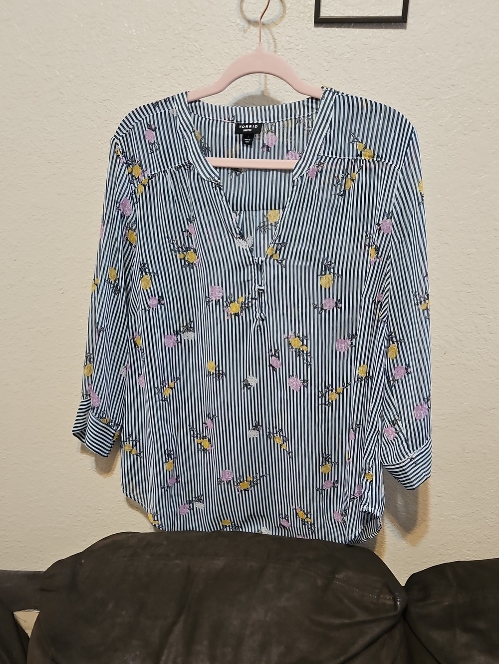 torrid Navy & White Striped Floral V-Neck Blouse Witg Silver Accents